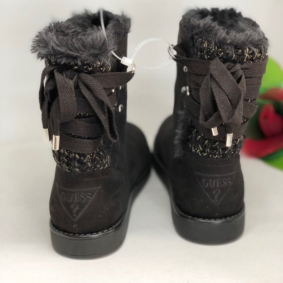Guess💥NWOT💥 Black Woman’s Weather Boots 5M - Picture 3 of 5